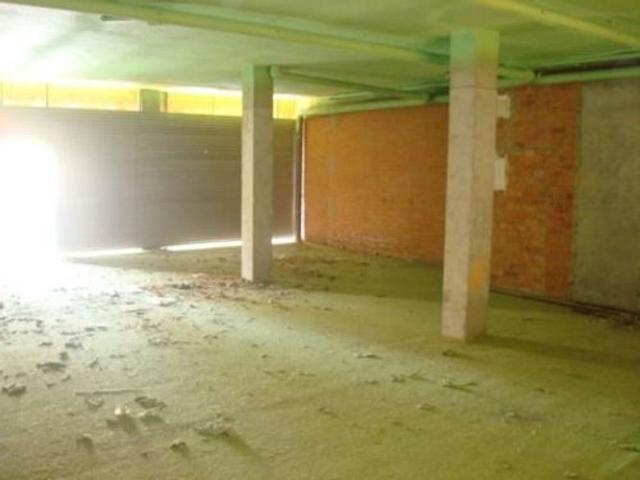 Local comercial en alquiler en calle De Jaume II, Lleida, de 120 m² por 800