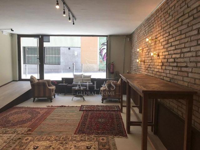 Local comercial en alquiler en calle De Jaén, Barcelona, de 47 m² por 850
