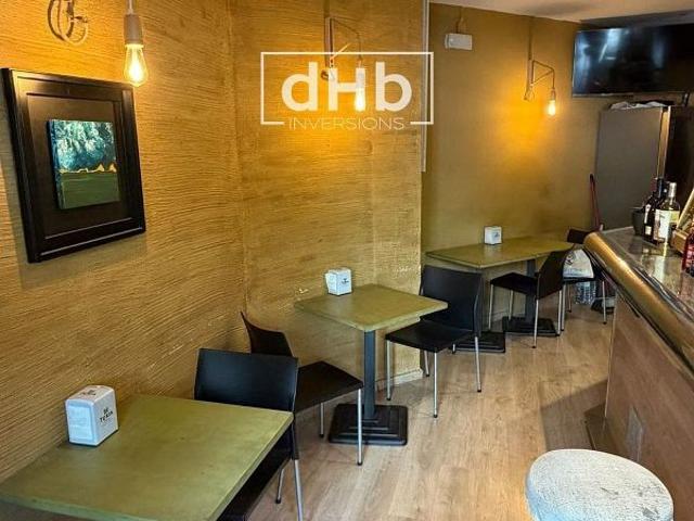 Local comercial en alquiler en calle De Los Castillejos, Barcelona, de 40 m² por 765