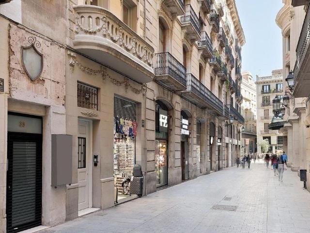 Local comercial en alquiler en calle De la Cucurulla, Barcelona, de 50 m² por 8.000