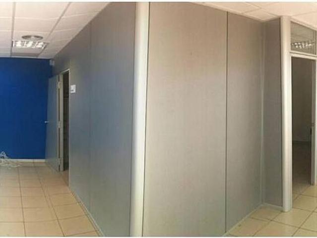 Local comercial en alquiler en calle De la Fortuna, Hospitalet de Llobregat, L´, de 392 m² por 5.500