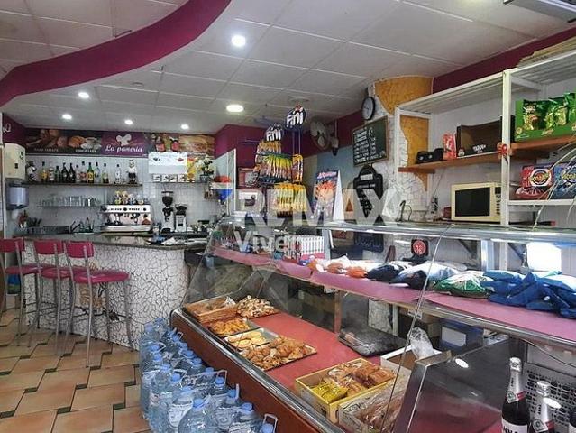 Local comercial en alquiler en calle De la Fassina, Vilanova i La Geltrú, de 60 m² por 750
