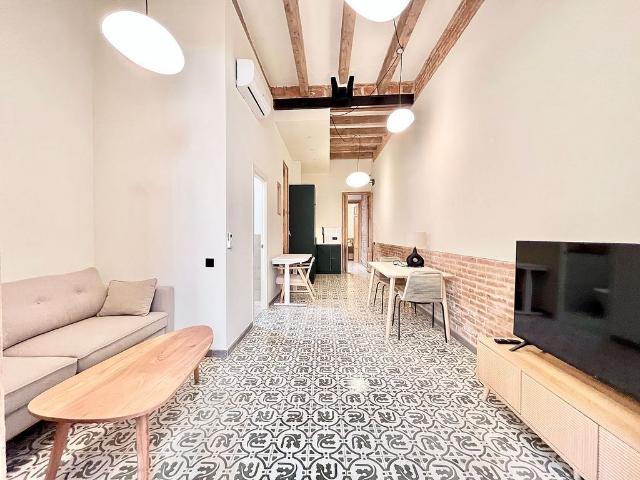 Local comercial en alquiler en calle De la Providència, Barcelona, de 47 m² 5 habitaciones por 1.700
