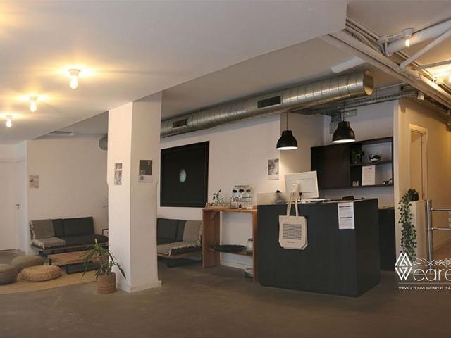 Local comercial en alquiler en calle De la Riera D'horta, Barcelona, de 450 m² 5 habitaciones por 2.750