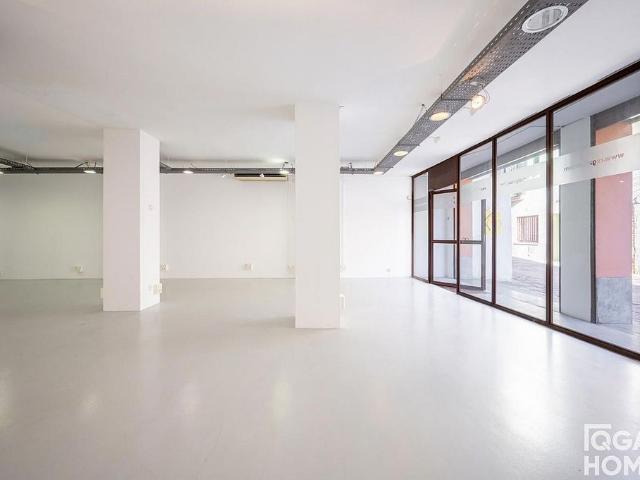 Local comercial en alquiler en calle De la Riera, Sant Cugat del Vallès, de 209 m² por 2.575
