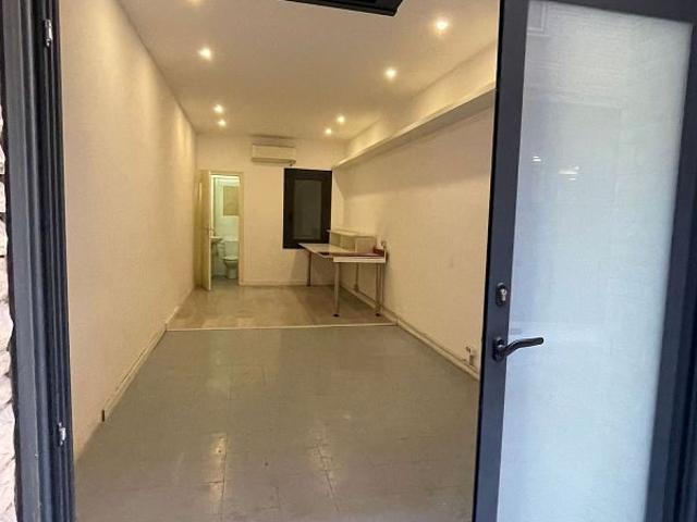 Local comercial en alquiler en calle De la Tradició, Barcelona, de 22 m² 1 habitación por 495