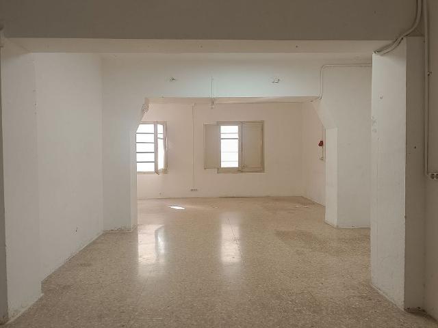 Local comercial en alquiler en calle De Les Santjoanistes, Barcelona, de 95 m² 1 habitación por 1.000