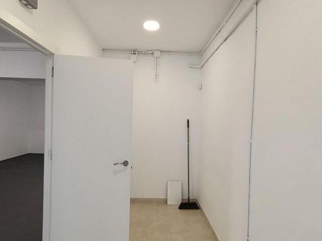 Local comercial en alquiler en calle De L'escultor Canet, Barcelona, de 50 m² 2 habitaciones por 600