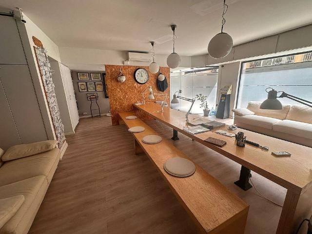 Local comercial en alquiler en calle De Marià Cubí, Barcelona, de 138 m² 6 habitaciones por 2.800