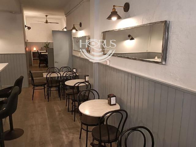 Local comercial en alquiler en calle De Marià Cubí, Barcelona, de 52 m² por 1.100