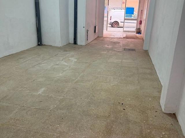 Local comercial en alquiler en calle De Miró, Reus, de 64 m² 1 habitación por 400
