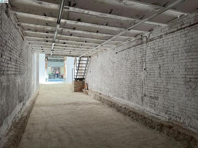 Local comercial en alquiler en calle De Muntaner, Barcelona, de 120 m² por 2.000