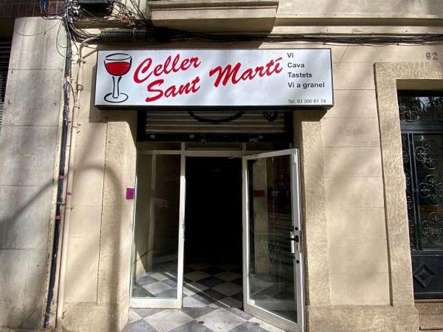 Local comercial en alquiler en calle De Sardenya, Barcelona, de 100 m² 2 habitaciones por 1.000
