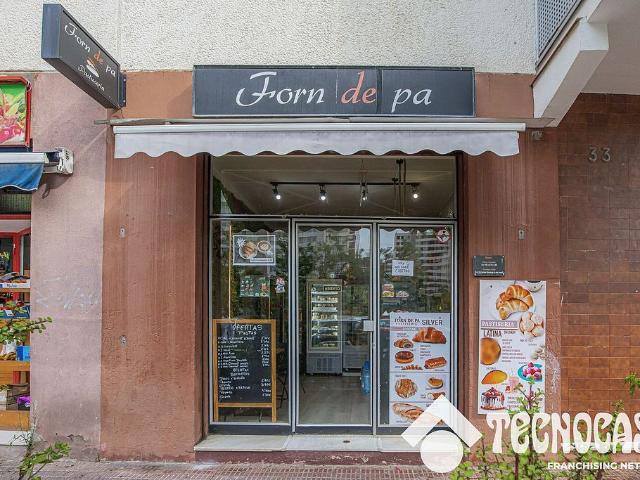 Local comercial en alquiler en calle De Portugal, Hospitalet de Llobregat, L´, de 32 m² 1 habitación por 515