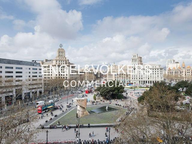 Local comercial en alquiler en calle De Pelai, Barcelona, de 661 m² por 17.500