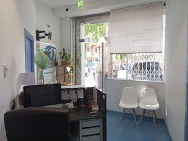 Local comercial en alquiler en calle De Provença, Barcelona, de 250 m² 2 habitaciones por 2.500