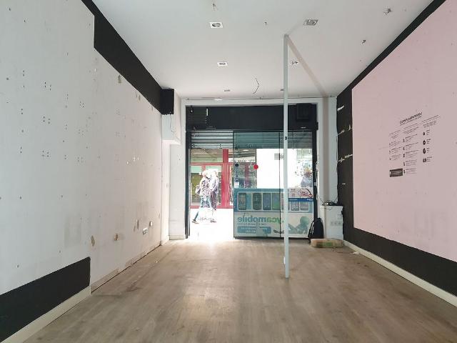 Local comercial en alquiler en calle De Puigmartí, Barcelona, de 39 m² 2 habitaciones por 850