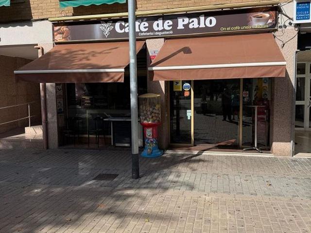 Local comercial en alquiler en calle De Rodés, Hospitalet de Llobregat, L´, de 55 m² 2 habitaciones por 875