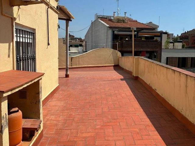Local comercial en alquiler en calle De Rogent, Barcelona, de 35 m² 1 habitación por 1.050