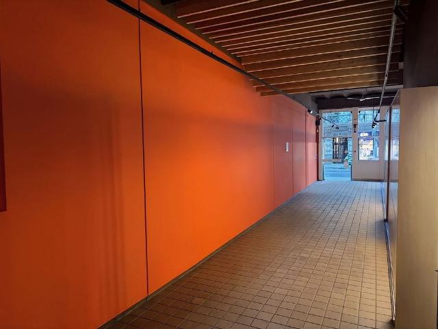 Local comercial en alquiler en calle De València, Barcelona, de 200 m² 3 habitaciones por 3.800