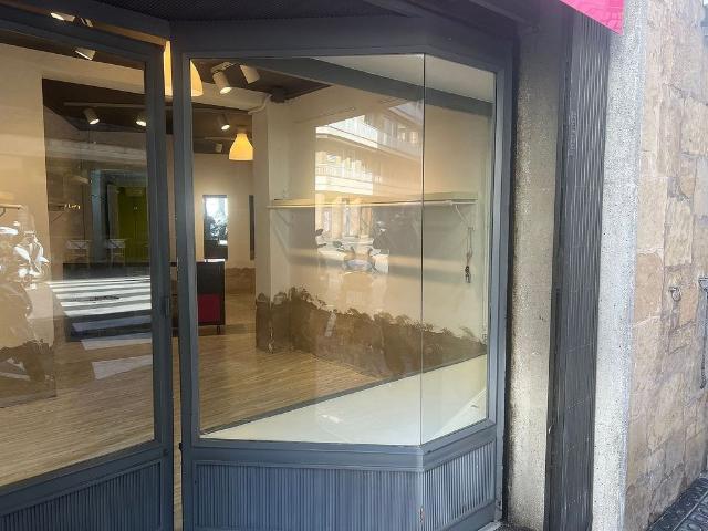 Local comercial en alquiler en calle De Vallmajor, Barcelona, de 40 m² 1 habitación por 850