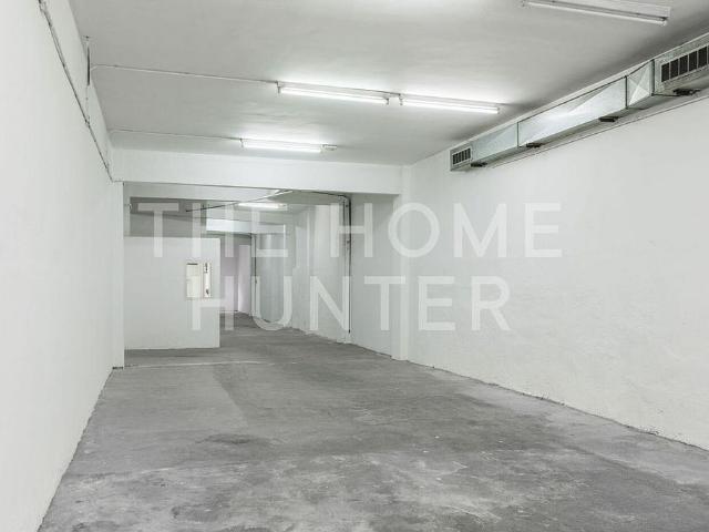 Local comercial en alquiler en calle De Vicomicià, Sant Joan Despí, de 221 m² por 1.200