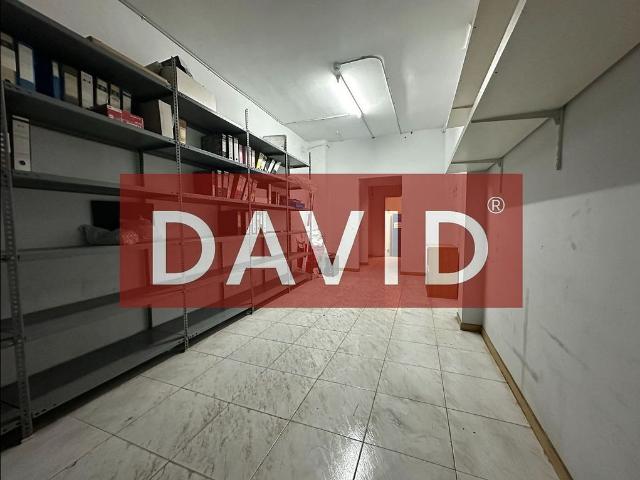 Local comercial en alquiler en calle De Viladomat, Barcelona, de 40 m² 1 habitación por 1.100