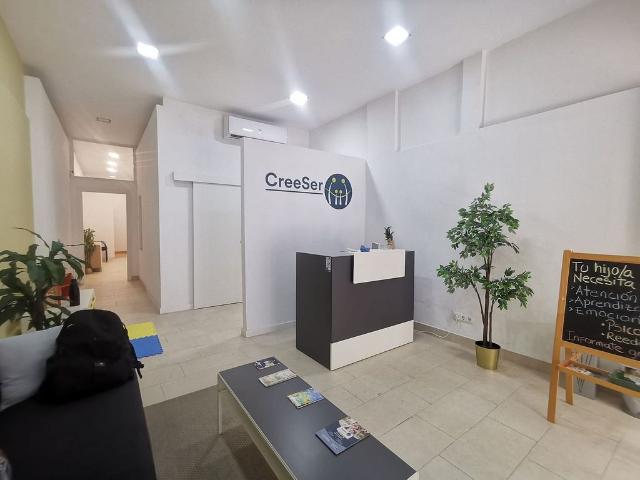Local comercial en alquiler en calle De Villarroel, Barcelona, de 100 m² 5 habitaciones por 1.250