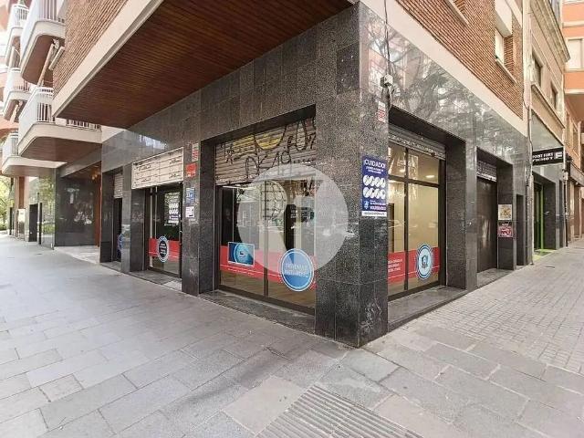 Local comercial en alquiler en calle Del Montnegre, Barcelona, de 74 m² por 1.500