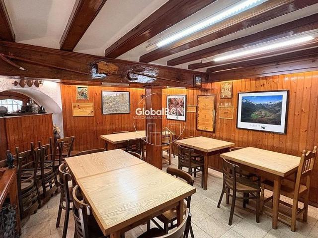 Local comercial en alquiler en calle Del Nou, Barcelona, de 160 m² 4 habitaciones por 1.600