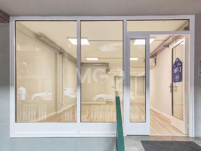 Local comercial en alquiler en calle Del Bisbe Morgades, Vic, de 80 m² por 850
