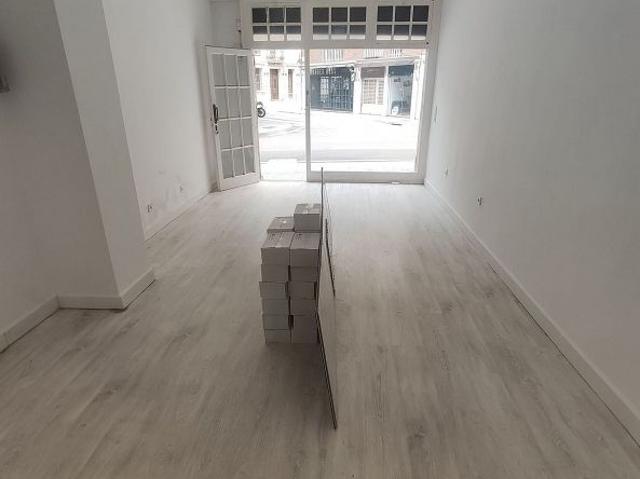 Local comercial en alquiler en calle Del Camp, Barcelona, de 15 m² 1 habitación por 550