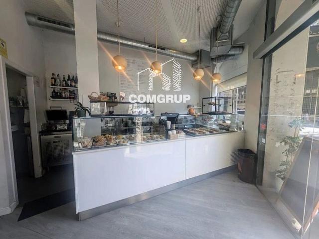 Local comercial en alquiler en calle Del Comte D'urgell, Barcelona, de 70 m² por 2.500