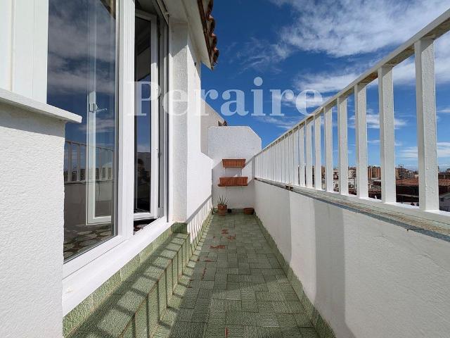 Local comercial en alquiler en calle Del Congost, Barcelona, de 30 m² por 1.350