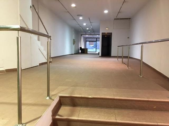 Local comercial en alquiler en calle Del Consell de Cent, Barcelona, de 500 m² por 7.000