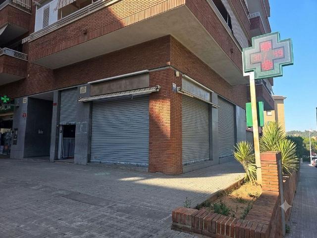 Local comercial en alquiler en calle Del Priorat, Sant Andreu de la Barca, de 86 m² 2 habitaciones por 1.200