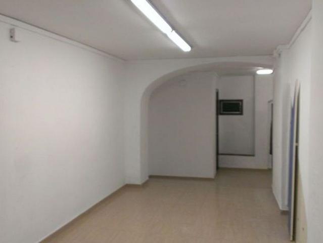 Local comercial en alquiler en calle Del Roser, Reus, de 60 m² por 285