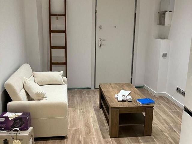 Local comercial en alquiler en calle Del Tigre, Barcelona, de 50 m² por 1.150