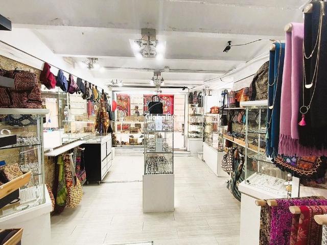 Local comercial en alquiler en calle Dels Corders, Barcelona, de 60 m² 3 habitaciones por 1.000
