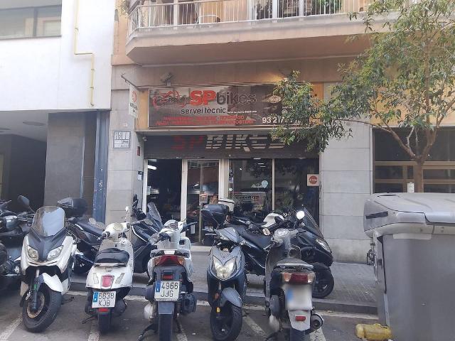 Local comercial en alquiler en calle Dels Madrazo, Barcelona, de 250 m² 1 habitación por 1.500
