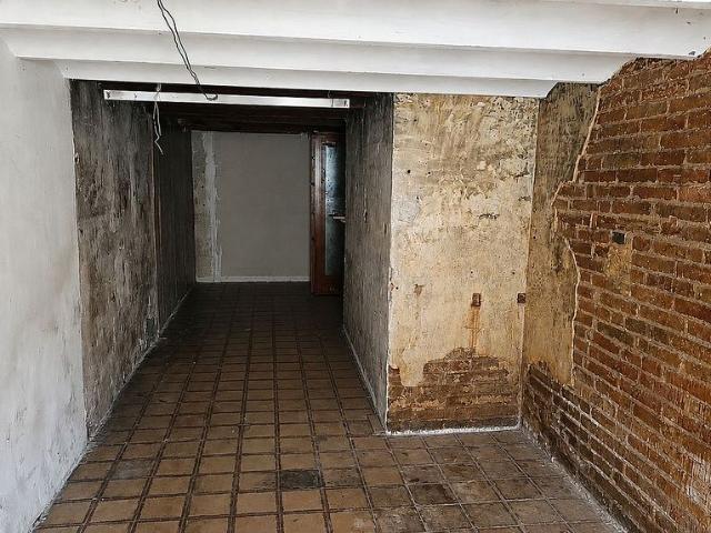 Local comercial en alquiler en calle Dels Morabos, Barcelona, de 40 m² 1 habitación por 400