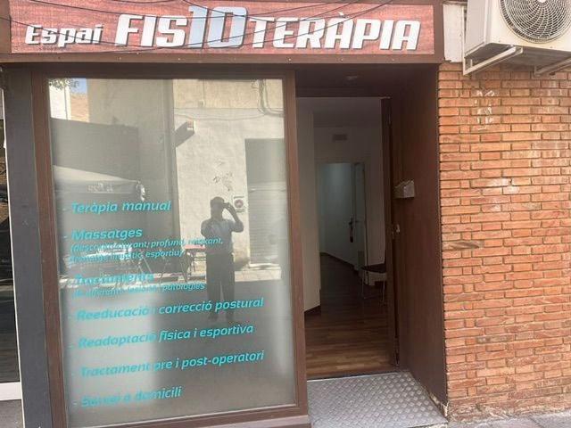 Local comercial en alquiler en calle Dels Pous, Sant Cugat del Vallès, de 30 m² 2 habitaciones por 650