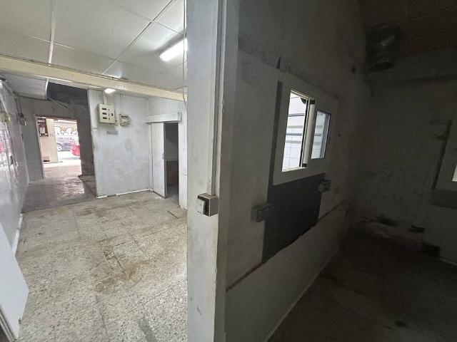 Local comercial en alquiler en calle Font, Hospitalet de Llobregat, L´, de 70 m² por 790