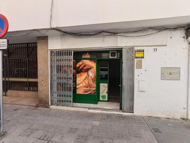 local comercial en alquiler en calle juan sebastián elcano, 17 – los remedios sevilla