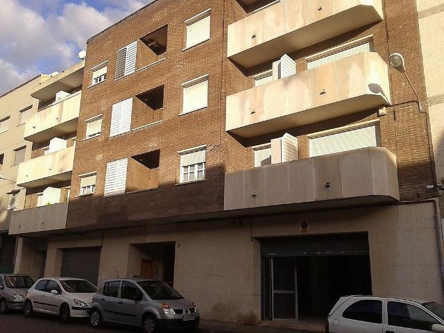 Local comercial en alquiler en calle Maestrat, Terrassa, de 130 m² 1 habitación por 500