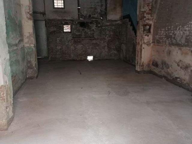 Local comercial en alquiler en calle Magí Morerq, Lleida, de 56 m² por 500