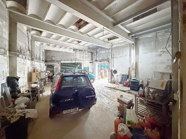 Local comercial en alquiler en calle Major de Sarrià, Barcelona, de 240 m² 3 habitaciones por 2.500