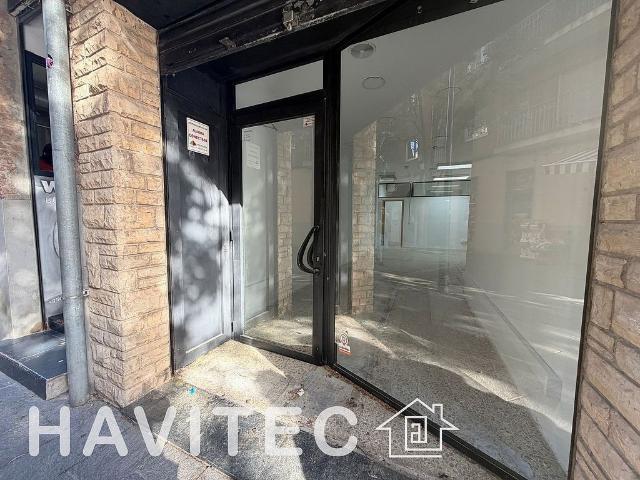 Local comercial en alquiler en calle San Buenaventura, Sant Cugat del Vallès, de 70 m² 2 habitaciones por 1.500