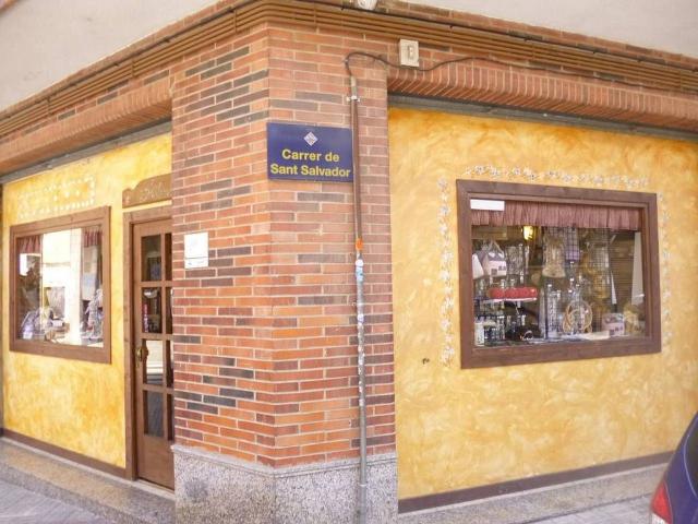 Local comercial en alquiler en calle Pizarro, Ripollet, de 58 m² por 590