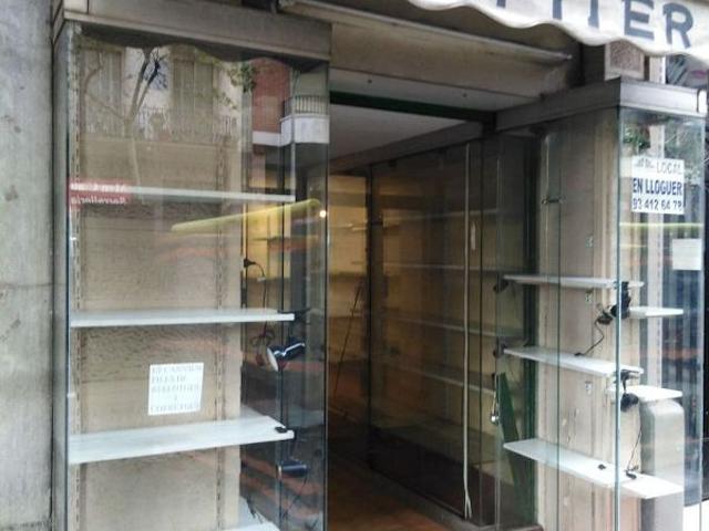 Local comercial en alquiler en calle Provença, Barcelona, de 80 m² 2 habitaciones por 900